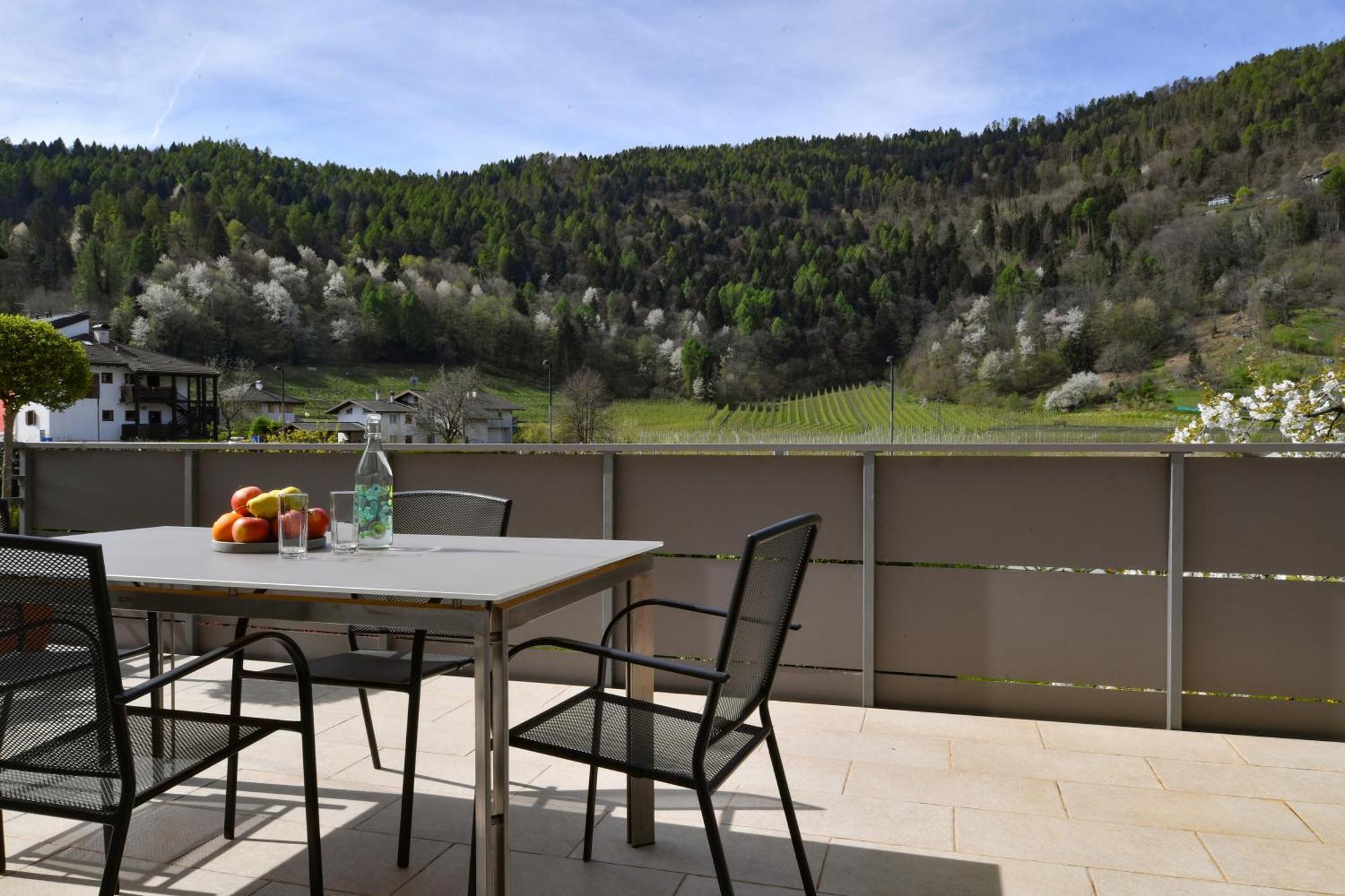 Ca' Del Lauro Apartment Caldonazzo Luaran gambar